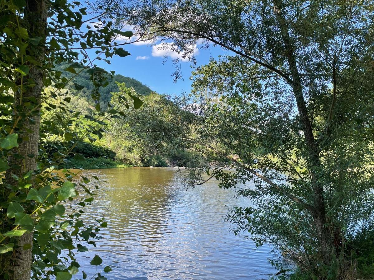 Camping Avec Piscine Et Riviere A Tournon Sur Rhone Ardeche ภายนอก รูปภาพ